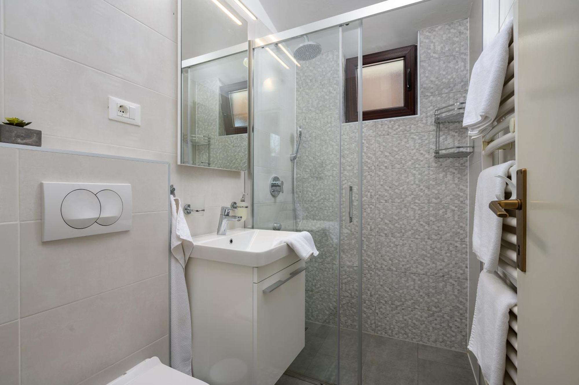 Apartments Tena Пореч Экстерьер фото